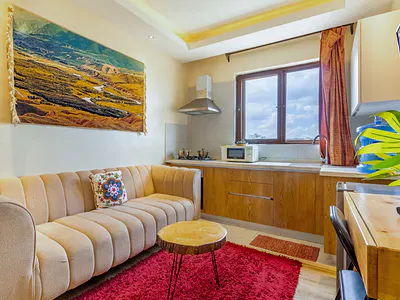 Fully Furnished and Serviced 1 Bedroom Apartment — Kileleshwa, Nairobi
