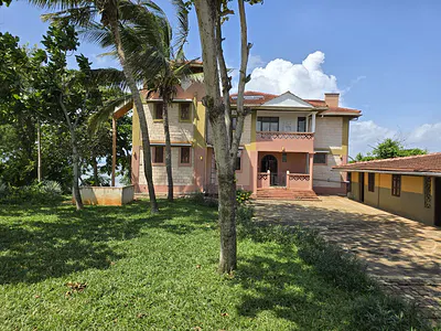 5 Bedroom House on Beachfront Property Kilifi Kinamai 115M — Kinamai Kilifi County, Mtwapa, Kilifi