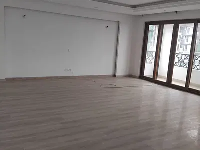 3-Bedroom Apartment with Sq for Rent in Kileleshwa -- KSH 155, 000 — Kileleshwa, Kileleshwa, Nairobi