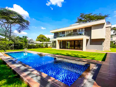 5 Bedroom En-Suite House with Pool — Miotoni, Karen, Nairobi