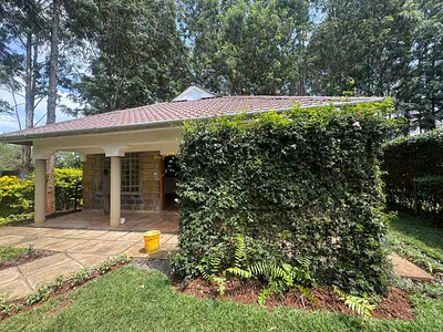1 Bedroom Apartment with Open Plan Kitchen — Dagoretti Road, Karen, Nairobi