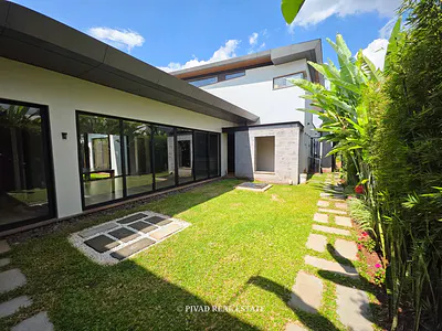 3 Bedroom Townhouse with En-Suite — Runda, Westlands, Nairobi