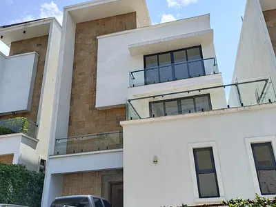 Executive House with Private Lift and Rooftop Terrace — Apple Cross, Lavington, Nairobi