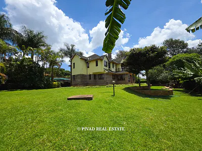 5 Bedroom House with Guesthouse — Kirawa Road, Kitisuru, Nairobi