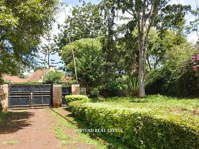 0.75 Acre Residential Land — Kitisuru, Nairobi