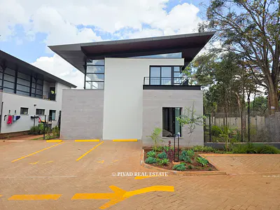 4 Bedroom Townhouse with En-Suite — Runda, Westlands, Nairobi