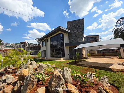 4 Bedroom House with En-Suite Bedrooms — Westlands, Nairobi