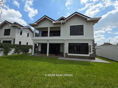 5 Bedroom House with Servant Quarter — Runda, Westlands, Nairobi