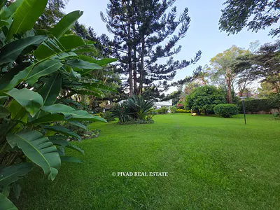 Residential Land with 4 Bedroom House — Thigiri Estate, Westlands, Nairobi