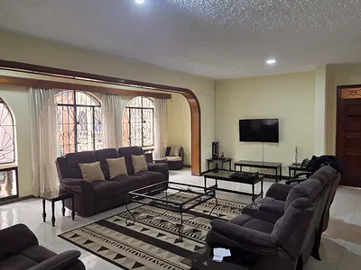 Elegant and Spacious 4 Bedrooms Luxury Living at Exceptional Price — Off 2nd Parklands Avenue, Parklands, Nairobi