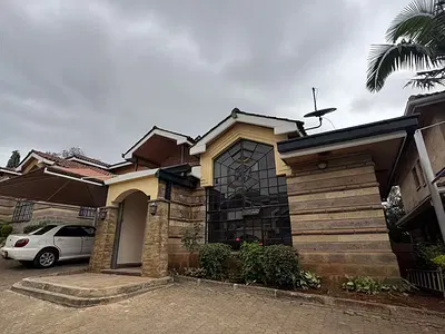 4-Bedroom Townhouse with DSQ & Study Room — Riara Rd, Kilimani, Nairobi