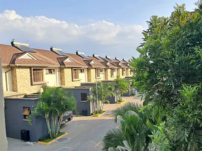 4 Bedroom Townhouse with DSQ — Mombasa Road, Syokimau/Mulolongo, Machakos