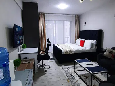 Furnished and Serviced Studio Apartment Available — Kileleshwa, Nairobi