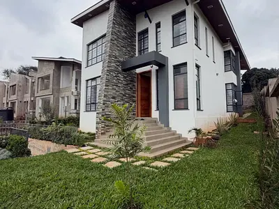 4, 5 Bedroom Townhouse — Muhuri Road, Off Waiyaki Way, Airbase, Nairobi