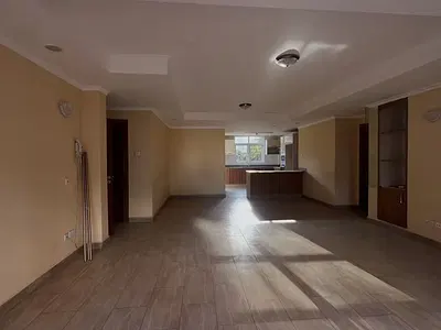 Luxurious 3 Bedrooms with DSQ Apartment — Kilimani, Nairobi