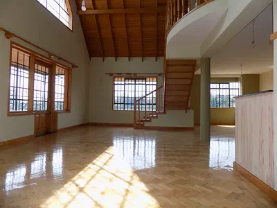 An Elegant Very Spacious 5 Bedrooms Duplex Penthouse — Githunguri Road, Kileleshwa, Nairobi