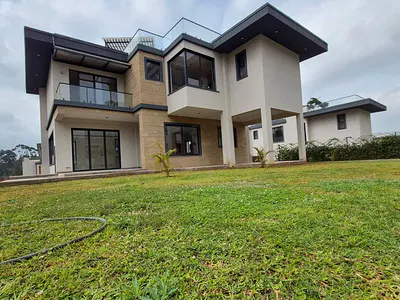 4 Bedroom Detached Duplex with DSQ — Westlands, Nairobi