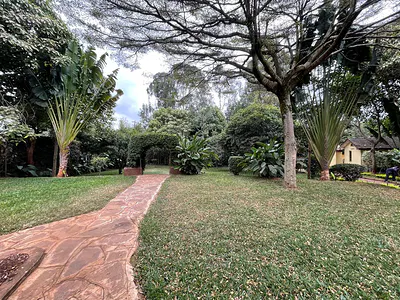 5-Bedroom Home with DSQ — Karen, Nairobi