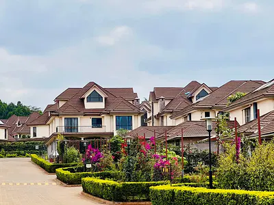 4 Bedroom Townhouse with En-Suite Bedrooms — Westlands, Nairobi