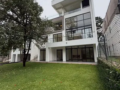 5 Bedroom Townhouse with High-End Finishes — Peponi Road, Kitisuru, Nairobi