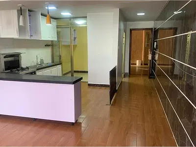 Spacious 2 Bedroom Apartment with DSQ — Near Yaya Shopping Center, Kilimani, Nairobi
