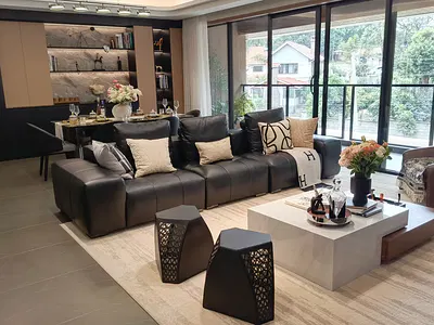 An Elegant Spacious 4 Bedrooms 3 Ensuite Plus DSQ — Muthangari Drive, Westlands, Nairobi