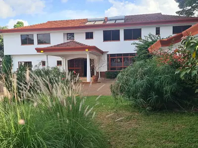 Luxury 5 Bedroom House — Thigiri Ridge, Nairobi., Westlands, Nairobi
