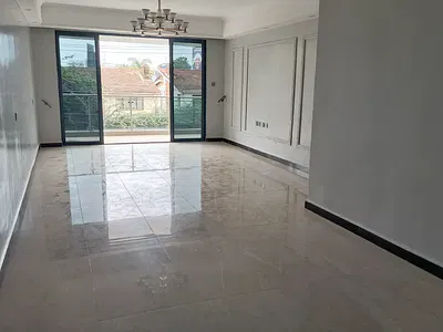 An Elegant Very Spacious 3 Bedroom All Ensuite Plus Guest Cloakroom — Kilimani, Nairobi