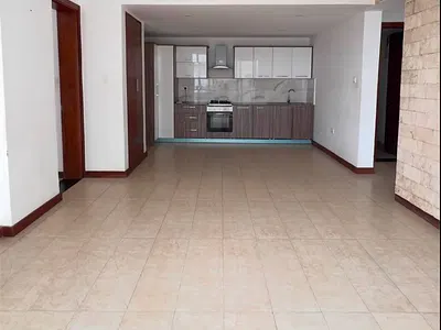 2bedroom House to Let in Kilimani — Nairobi, Kilimani, Nairobi
