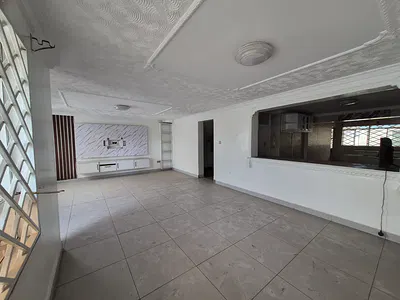 5 Bedroom Unfurnished Massionette — Kilimani, Nairobi