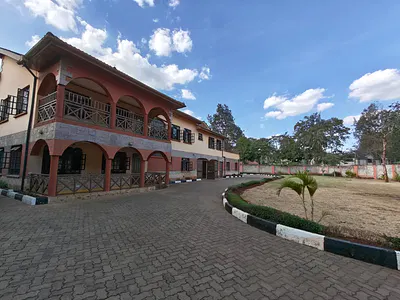 6-Bedroom House with Guest House and DSQ — Off Ruaka Road, Runda, Westlands, Nairobi