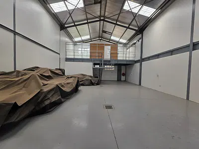 2,400 SQFT Warehouse — Ruai, Nairobi