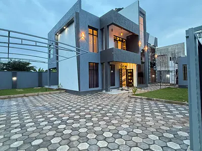 An Excellent Very Spacious 4 Bedroom Townhouse All Ensuite Plus DSQ — Mugutha, Ruiru, Kiambu