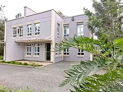 3-Bedroom Townhouse with DSQ — Karen, Nairobi