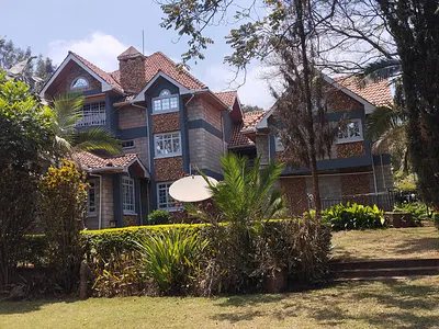 9-Bedroom All-Ensuite Residence — Runda, Westlands, Nairobi