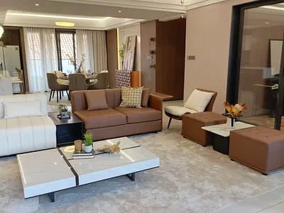 An Elegant Very Spacious 5 Bedrooms All Ensuite Plus Dsq+office — Kilimani, Nairobi