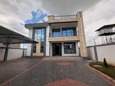 5 Bedroom Townhouse with DSQ — Syokimau/Mulolongo, Machakos