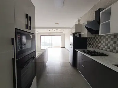 Modern 2 Bedroom Ensuite Apartment — Riverside Drive, Westlands, Nairobi