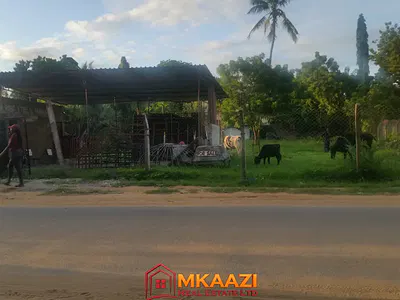 Commercial Land Corner Plot — Posta Tarmac Road, Mtwapa, Kilifi