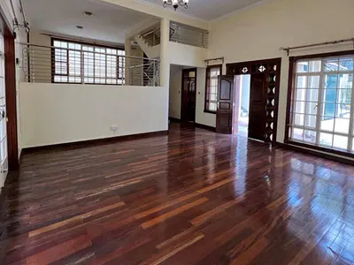 Experience 4 Bedrooms House Exceptional Comfort — Spring Valley, Nairobi