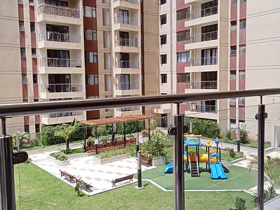 3 Bedroom Apartment with Balcony and Swimming Pool — Kilimani, Nairobi