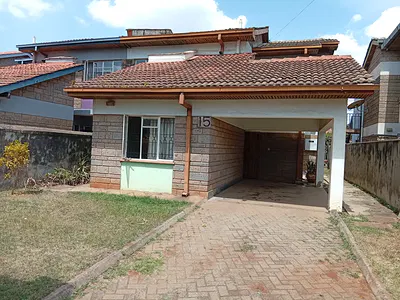3 Bedroom Maisonette — Mugumo-Ini (Langata), Nairobi