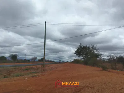 7 Acres Land Plot with Highway Frontage — Ivingoni, Mtito Andei, Makueni