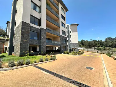 4 Bedroom Apartment Plus DSQ in a Gated Community with Swimming Pool — Westlands, Nairobi