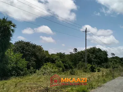 2 Acres of Land — Hindi, Lamu