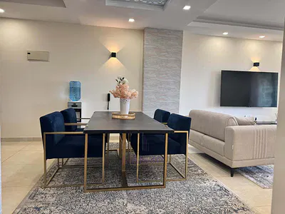 Modern 2 Bedroom Furnished and Serviced Apartment with Amenities. — Kileleshwa, Nairobi