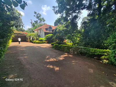 6 Bedroom House — Rosslyn Lone Tree, Rosslyn, Westlands, Nairobi